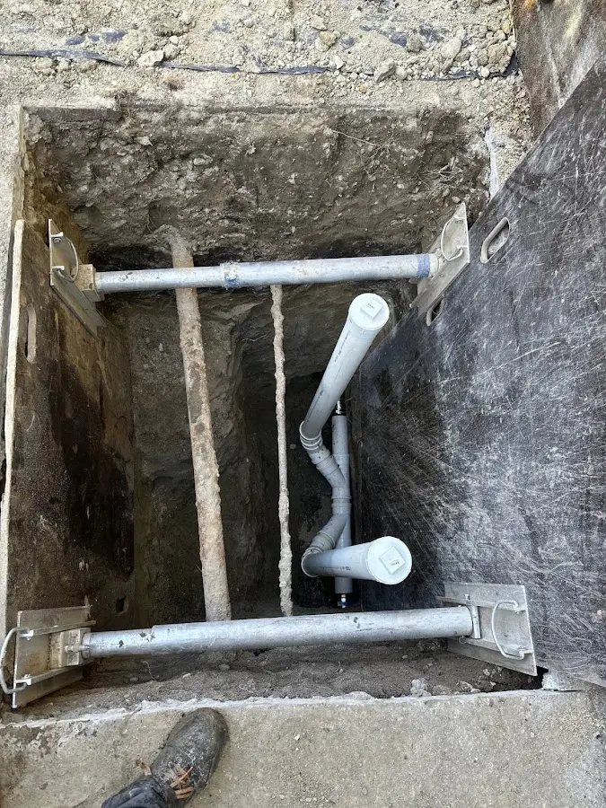 Experienced plumber completing Gas Line Repair work in Plumstead